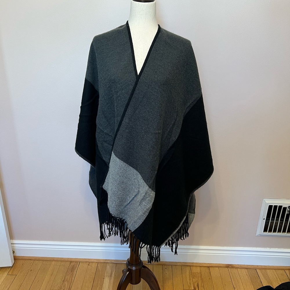 Reversible poncho